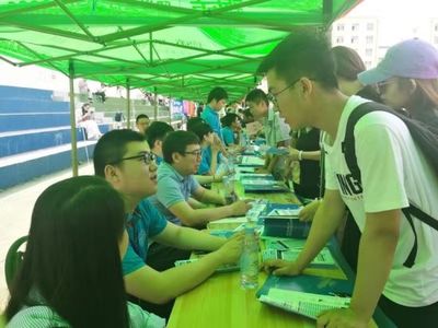 6万考生家长齐聚哈工程，共襄2019高考志愿填报咨询盛举